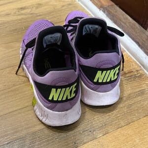 Nike women’s 7.5 Purple and Black Sneakers